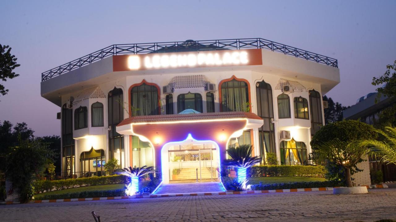 Legend Palace Islamabad Hotel Buitenkant foto